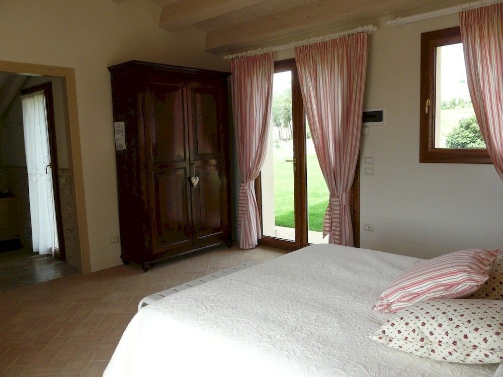 L'Antigo Granaro Guest House Agugliano ภายนอก รูปภาพ